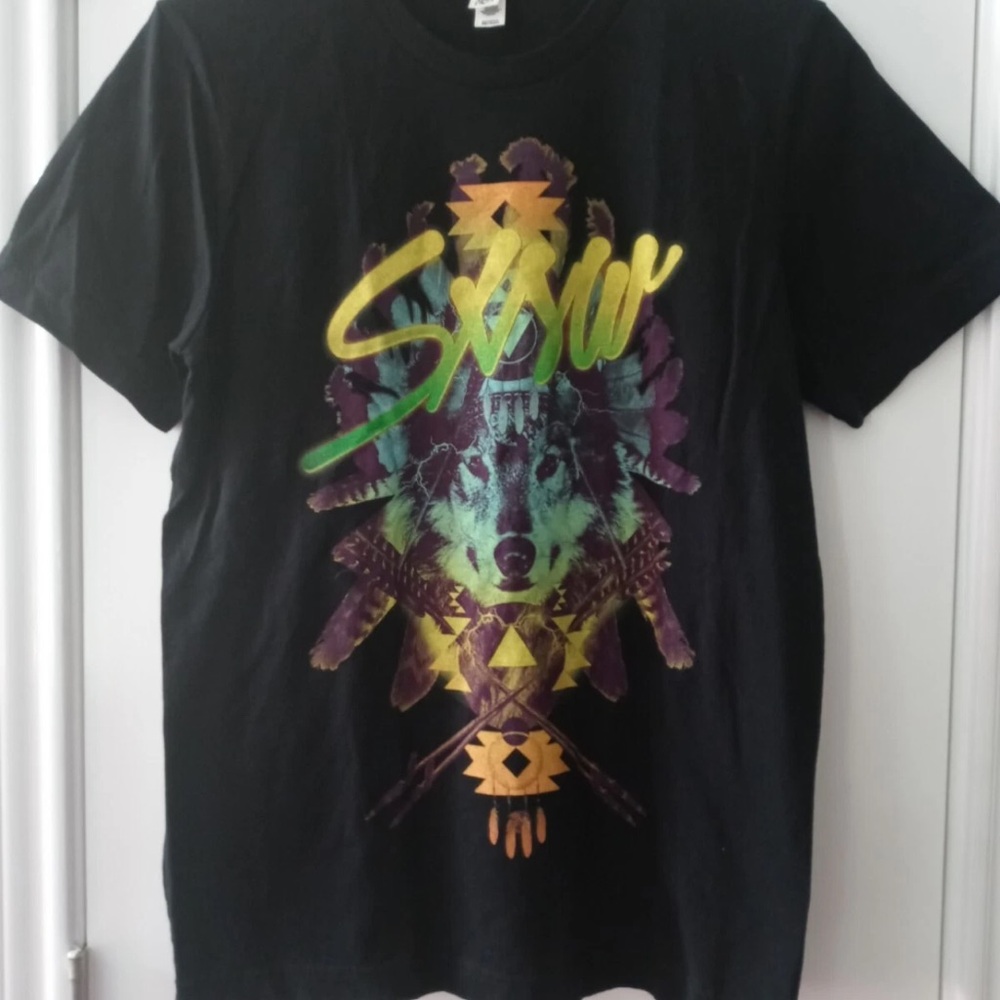 SOUTH BY SOUTHWEST SXSW Festival Austin, TX T-Shirt. Wolf Image Medium
